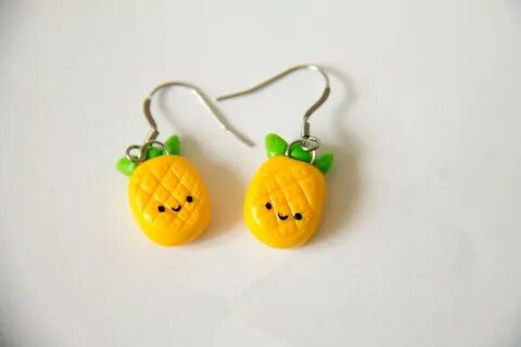 Сделать сережки из пластилина