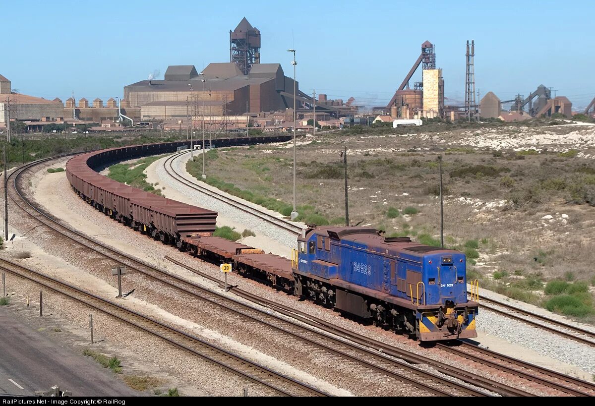 Известные железные дороги. Transnet freight Rail. Эритрея железные дороги. Железные дороги Сенегала. Железные дороги Техаса.