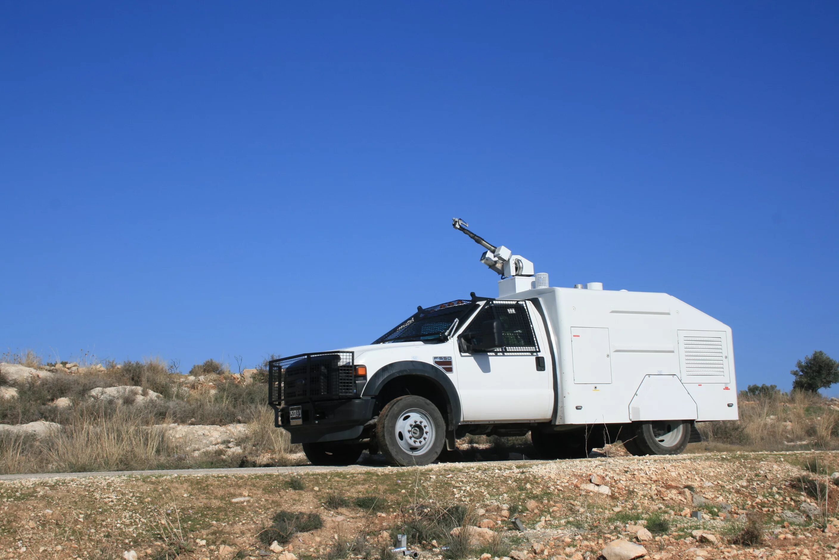 Suzuki carry truck da52t. Suzuki carry truck. Скунс с оружием. Suzuki super carry. Carry vehicle.