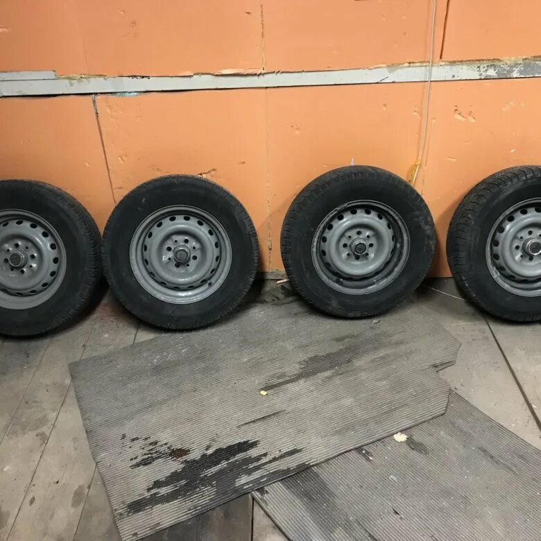 Колеса р13 на ВАЗ. Колеса 255/50 r13 на ВАЗ. Колесо ВАЗ r13. 145/60 R13 на ВАЗ. Резина летняя r13 на ваз купить