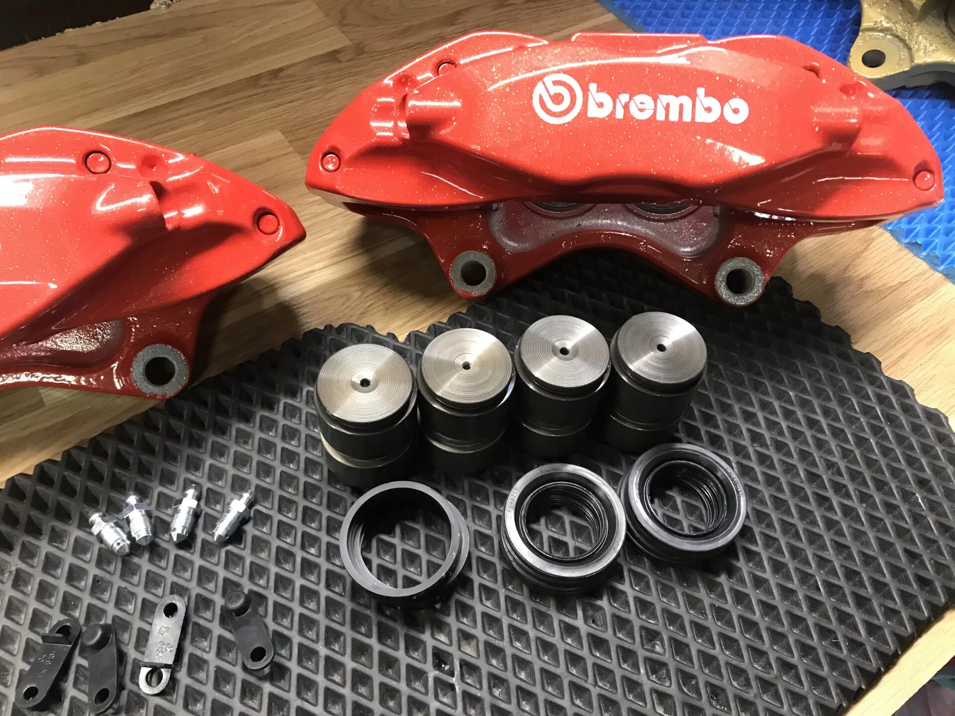 Суппорта брембо. Суппорта брембо range rover sport l494. 98.5030.40 brembo. brembo land rover. суппорта brembo land rover.