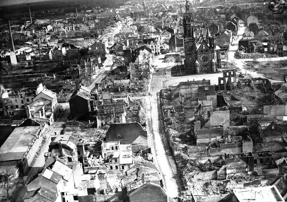 Страны 1945. Экономика германии после войны в 1945. западная европа после второй мировой. германия после второй мировой войны. германия после 2 мировой войны.