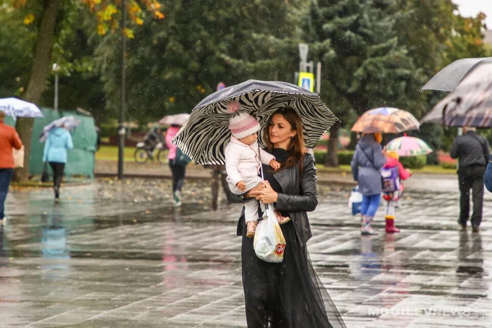 Погода в могилеве на завтра точный. Дождливая неделя. Погода в Могилеве. В теплые августинские дни с краиковременными дождями. Погода Могилёв Беларусь.