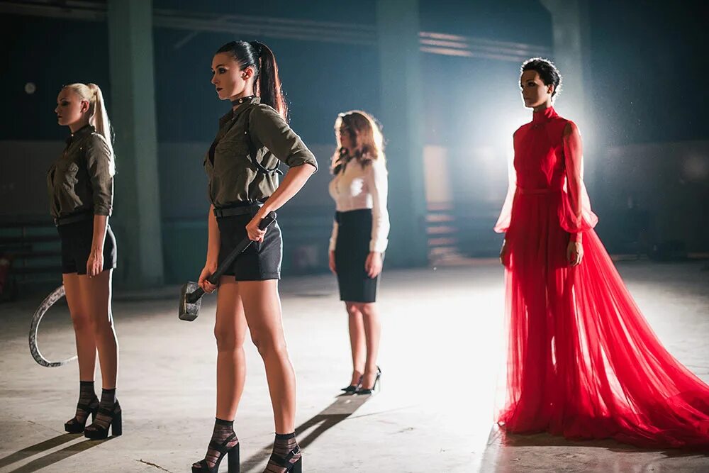 песня красные идут