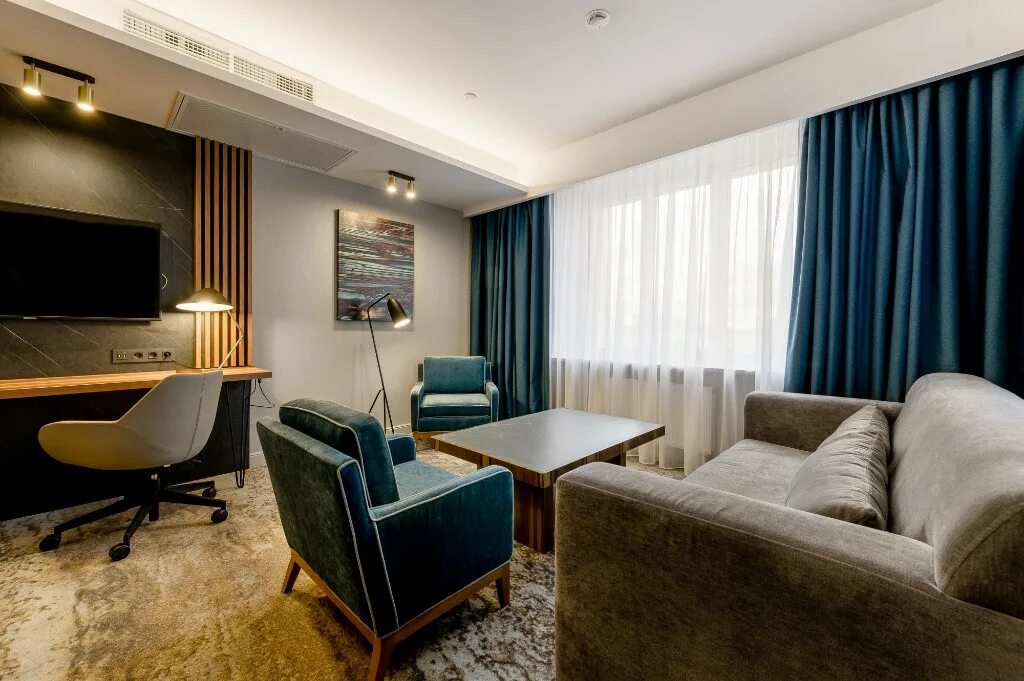 Проспект ленина 43 сургут. Проспект ленина 43 сургут. Park hotel сургут. Park hotel сургут. Отель парксити.