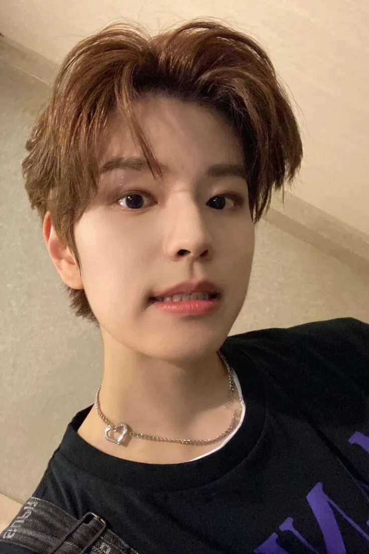 Сынмин стрей. Stray kids сынмин. сынмин блондин.