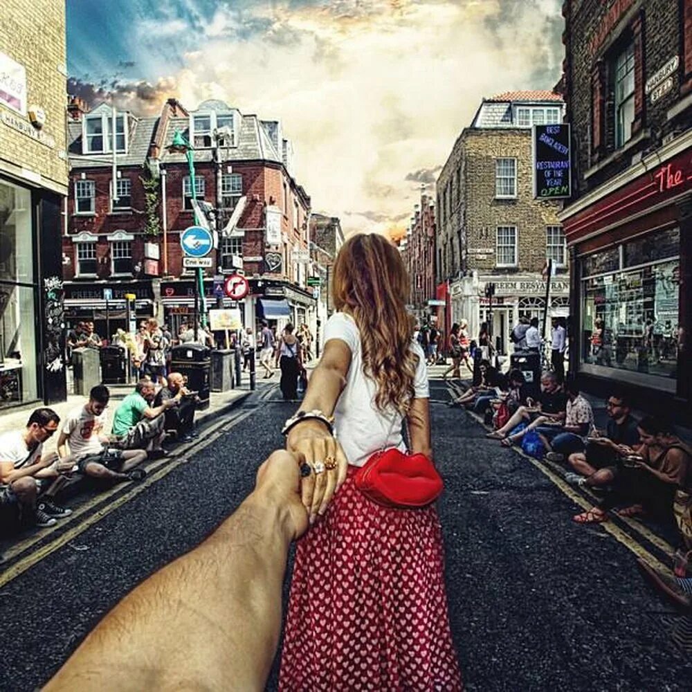 Перевод текста follow me follow me. Фотограф мурад османн. follow me мурада османна. следуй за мной мурад осман. follow me фотографа мурада османна.