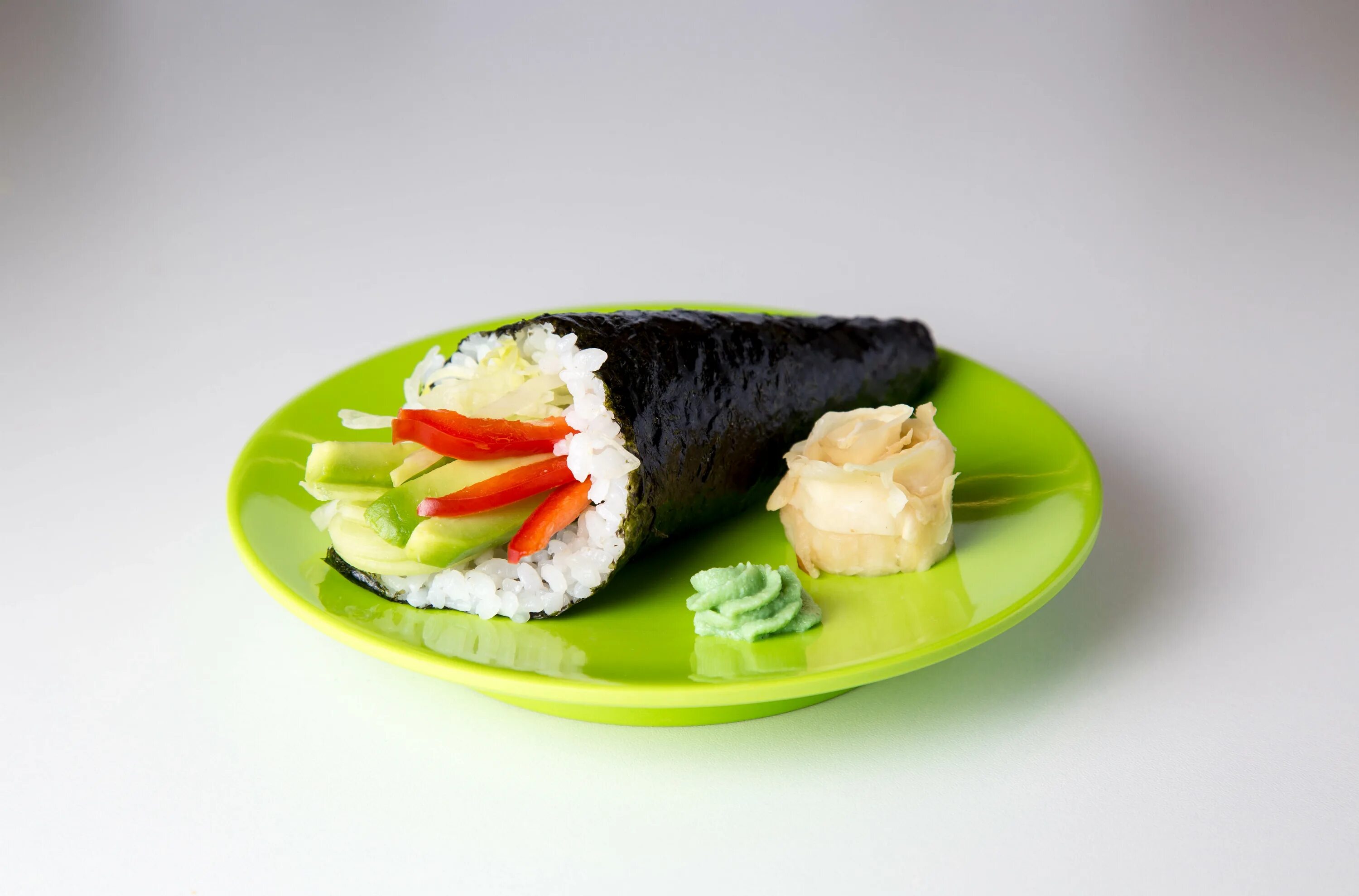 Sushi take out реклама. Take it суши. Темаки с овощами. Sushi-take. Sushi take out реклама.