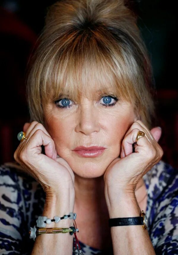 Патти отзывы. Патти бойд. джордж харрисон и патти бойд. патти бойд модель. пэтти харрисон.