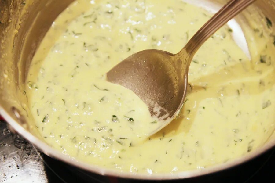 Соус из желтков для салата. Соус из желтков для салата. Соус "медово-горчичный" zero. Сливочно сырный соус. Соус из желтков для салата.