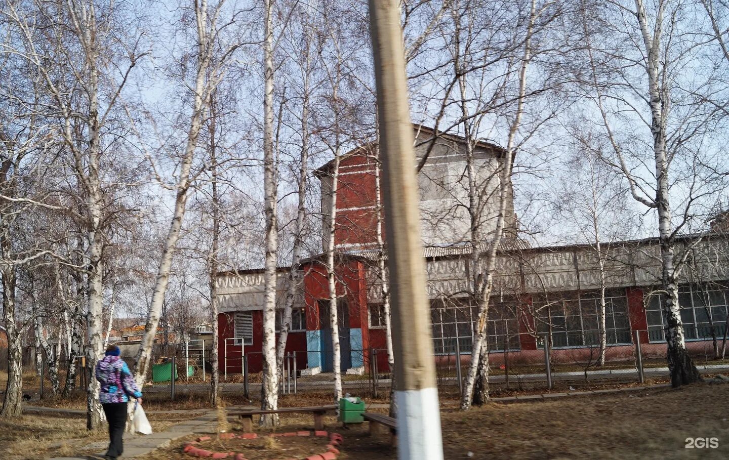 пос молодежный. дом дмитров молодежный. школа пос молодежный. молодежный исхи иркутск. цивильский район, пос.