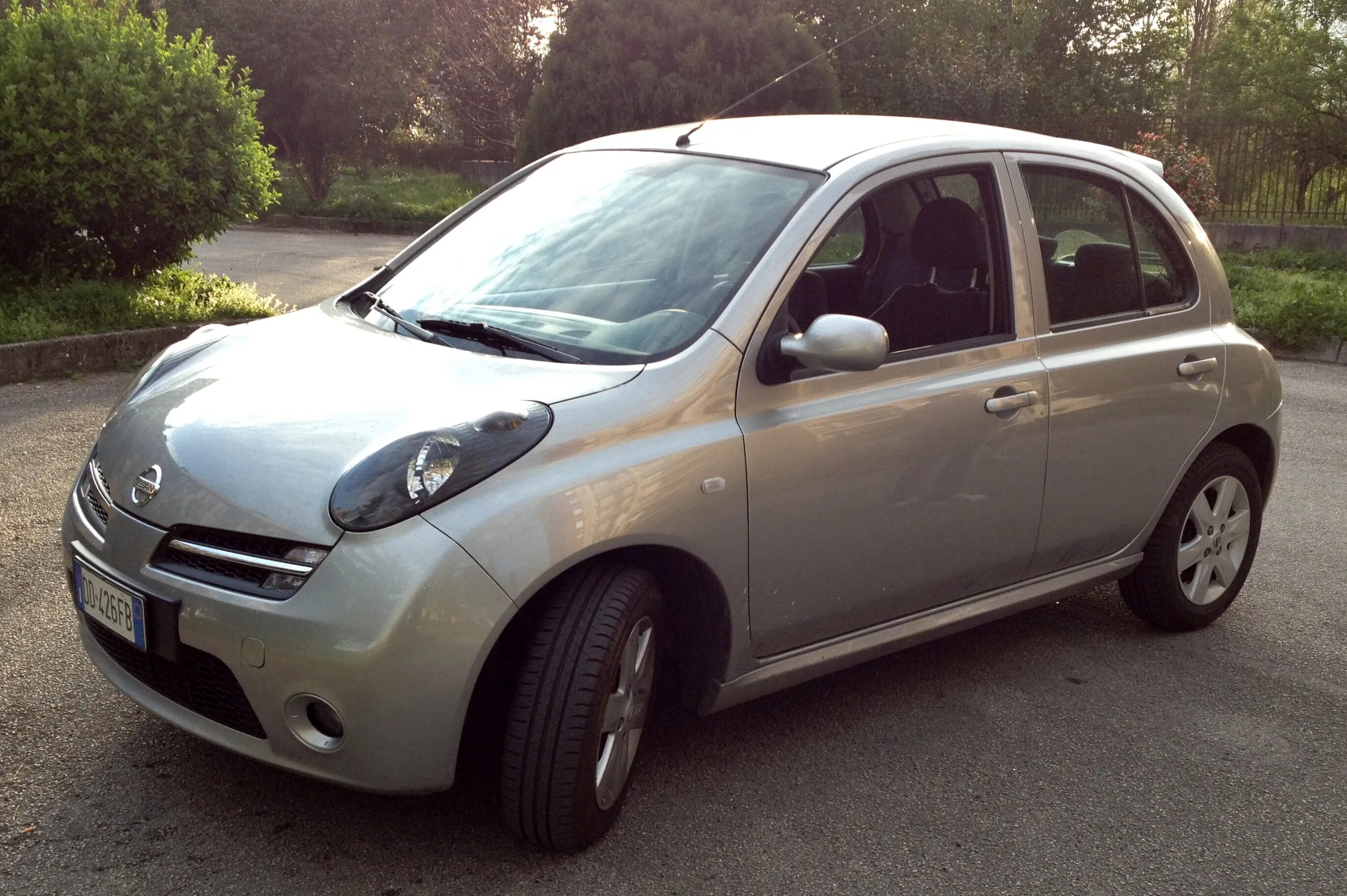 Ниссан микра 2025. Nissan micra k12. micra k12. ниссан микра с люком.