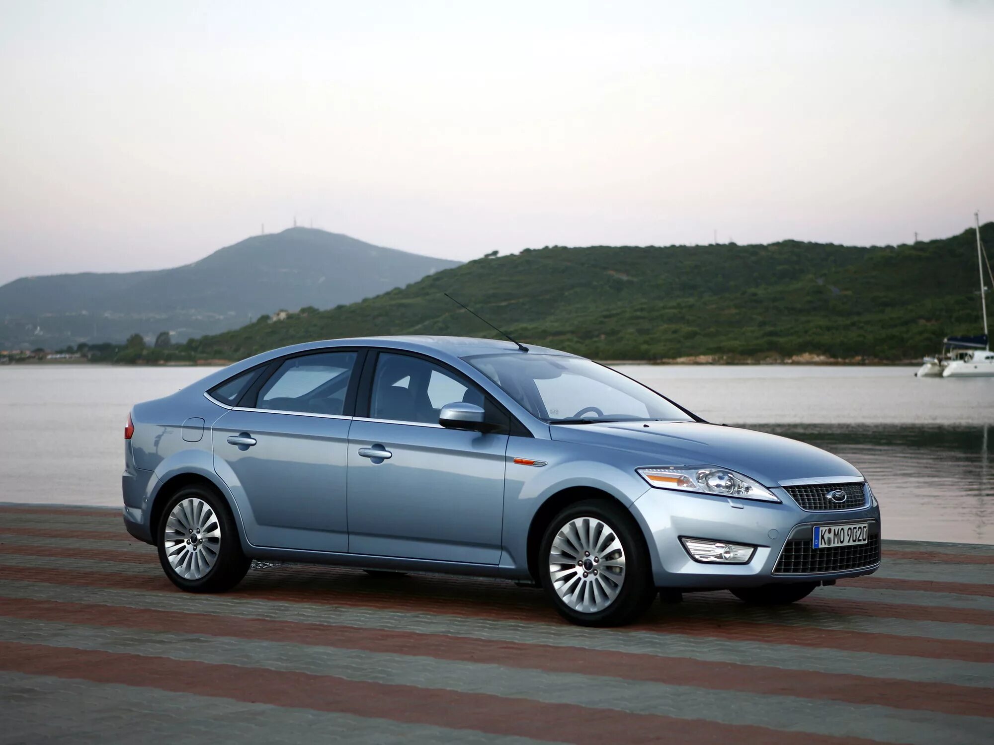Ford mondeo 4. Ford mondeo 2021. Ford mondeo 3 седан. форд мондео седан 2000. форд мондео 3 поколения.