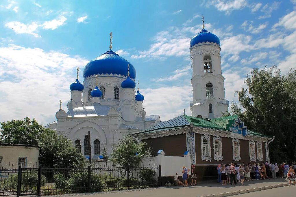 Храмы город Бийск Алтайский край. Успенская Церковь Бийск.