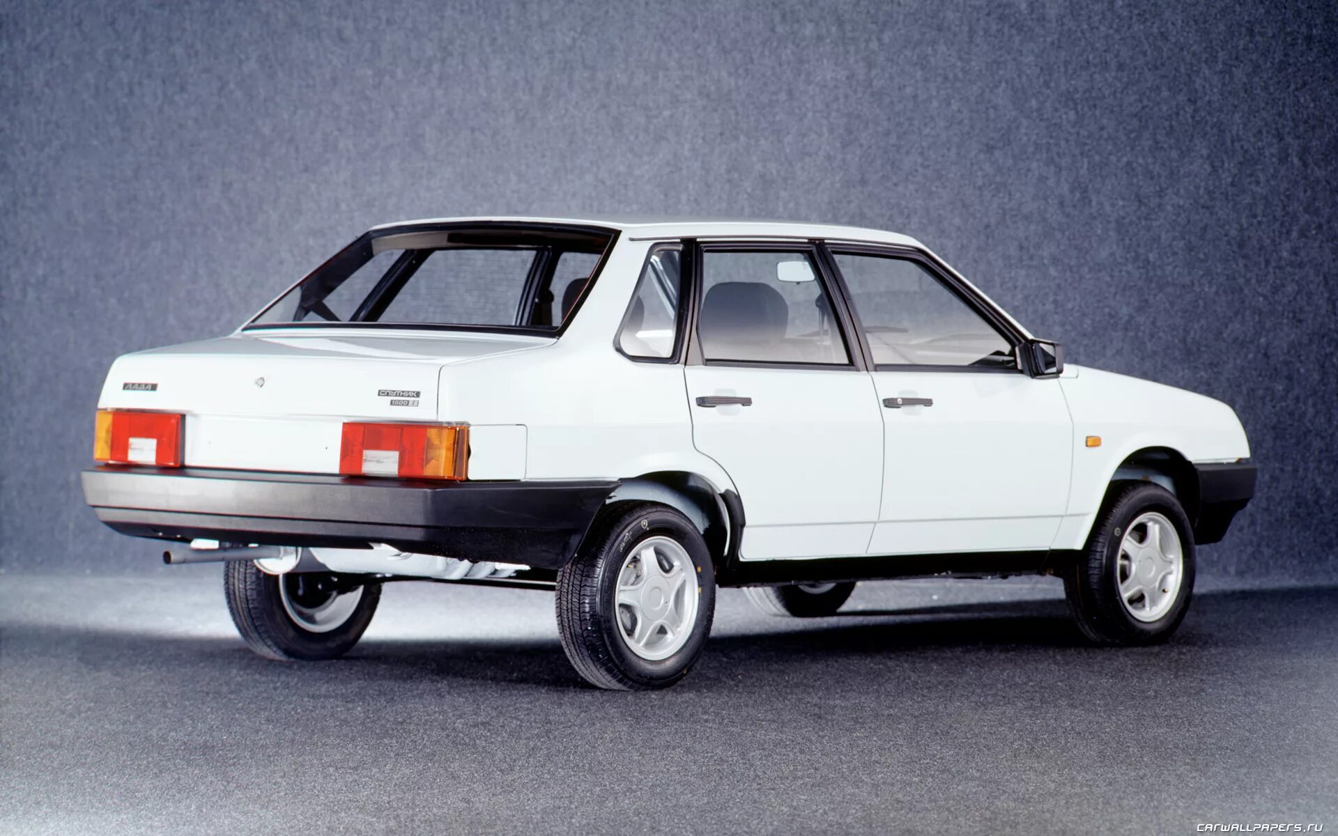 99 девятка машина. Ваз девяносто девятый. Ваз девяносто девятый. Спутник ваз-21099 черная. 9 ваз 21099.