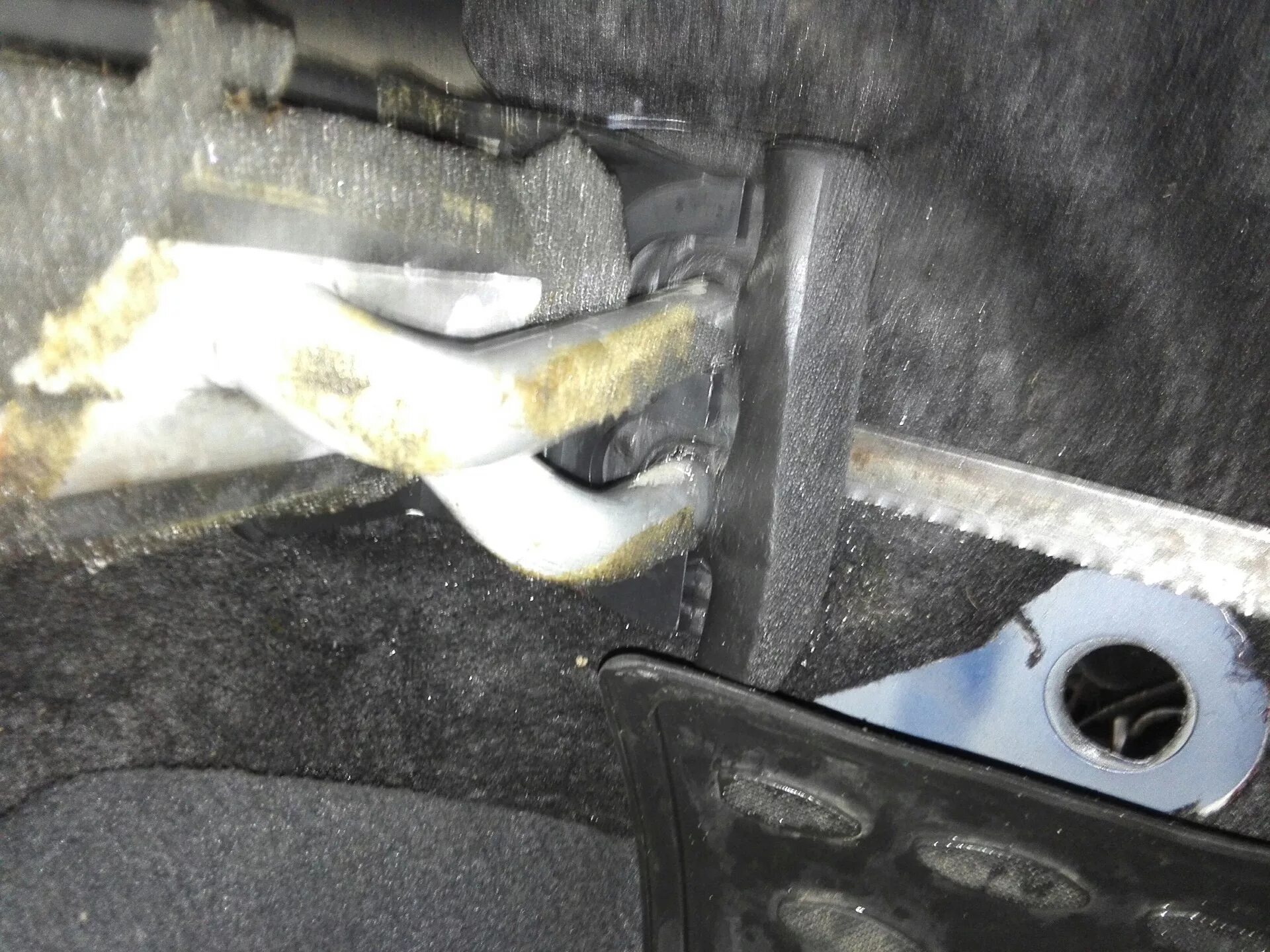 Корпус печки под салонный фильтр грейт вол ховер h2. Радиатор печки ховер н5. Радиатор печки ховер н3. Печка ховер н5 дизель. Ховер замена радиатора печки.