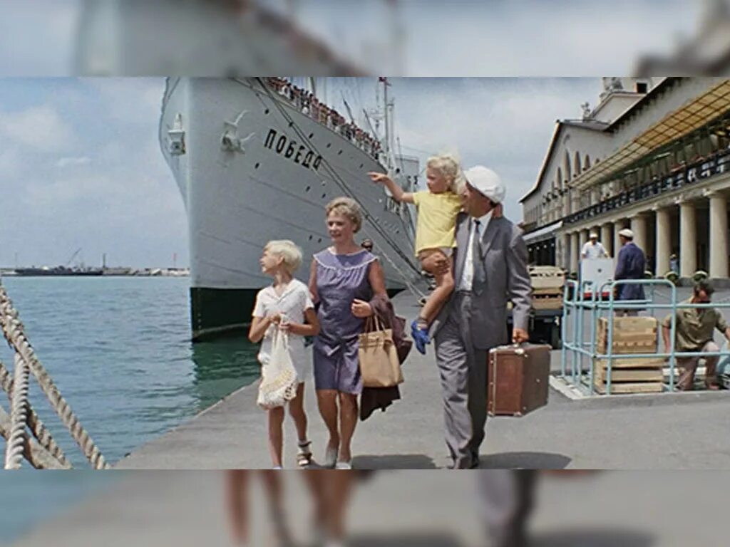 Чебурашка чебурашка 2022. Снималось в сочи. Снималось в сочи. Съемки чебурашки в сочи. Снималось в сочи.