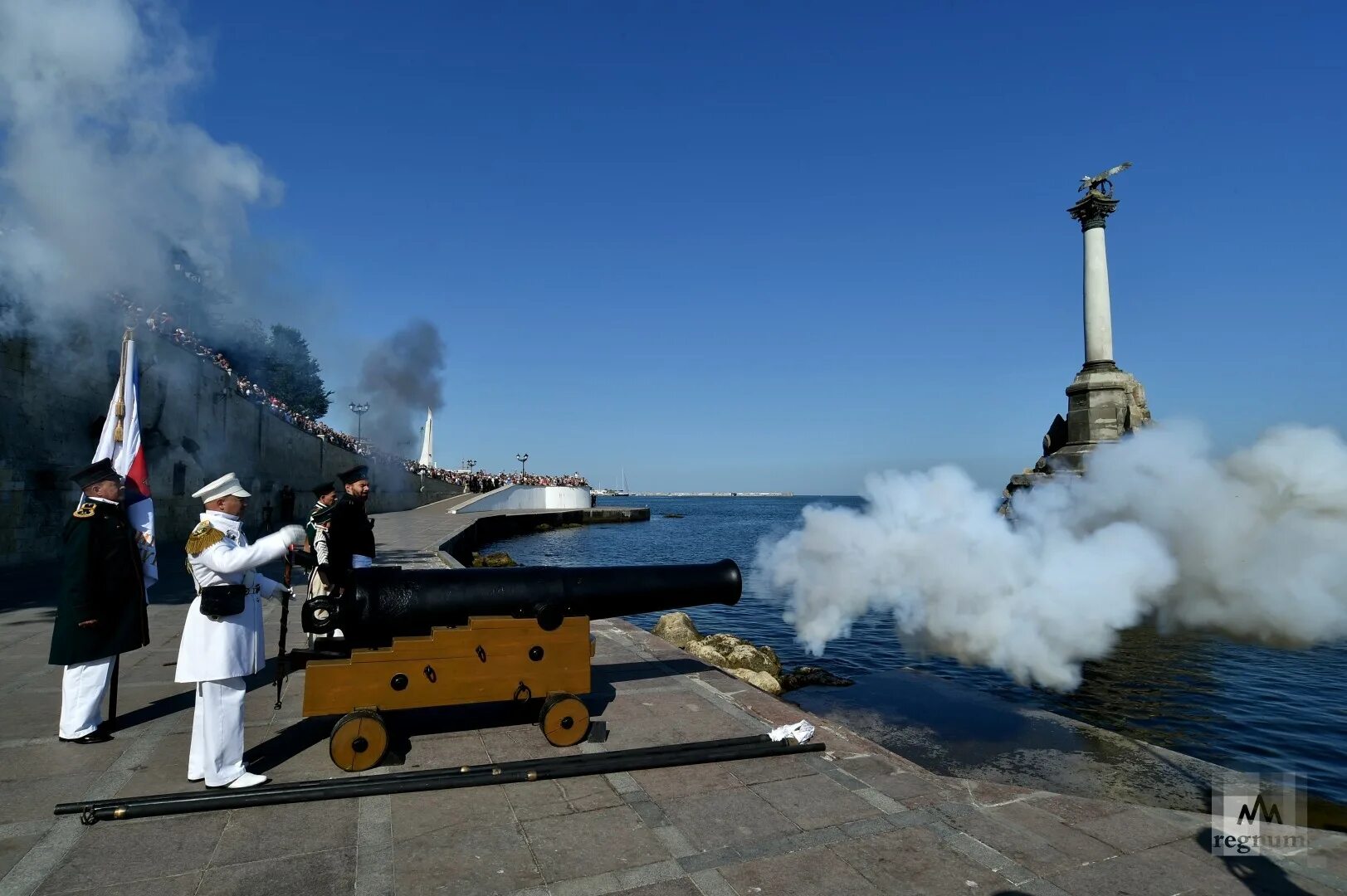 Морской флот севастополя. Парад ВМФ В Севастополе 2021. Парад в Севастополе ко Дню ВМФ. Парад Черноморского флота в Севастополе 2020. Парад военно морского флота Севастополь 2022.