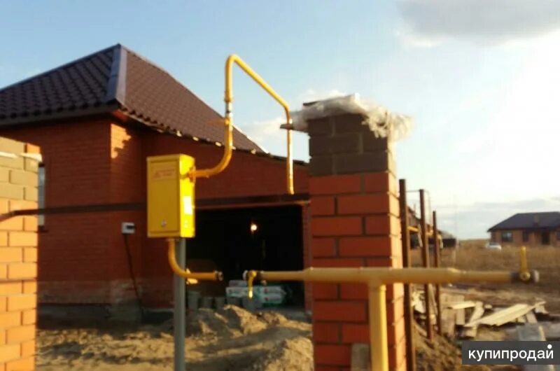 Профессиональная газификация. Газоснабжение жилого дома. Фото подводки газа к частному дому. Газификация домов тюмень. Подводка газа к дому.
