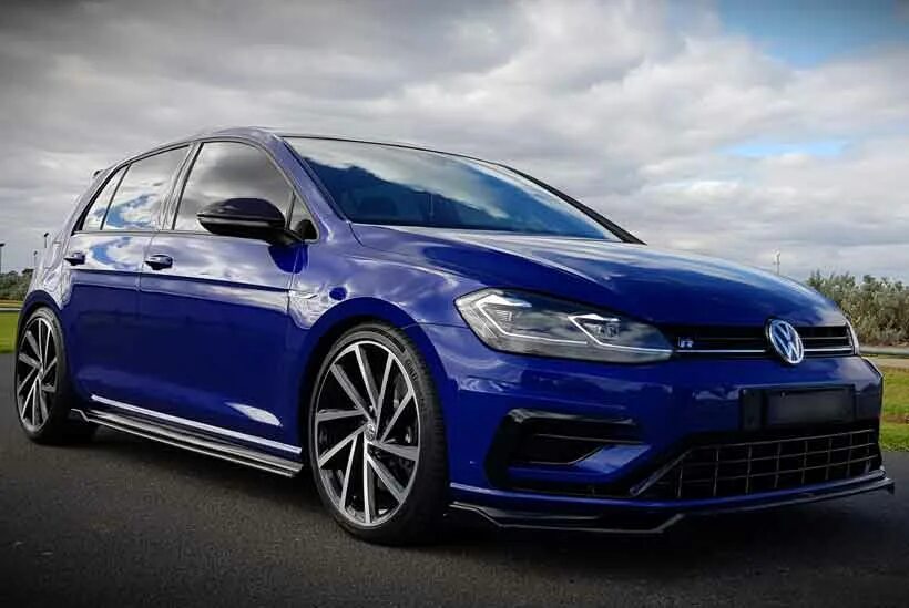 Golf 5 r. 5 r. Vw golf r 2017. Фольксваген гольф 7. Volkswagen golf 7 restyling.