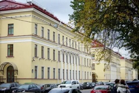 Парадная 7