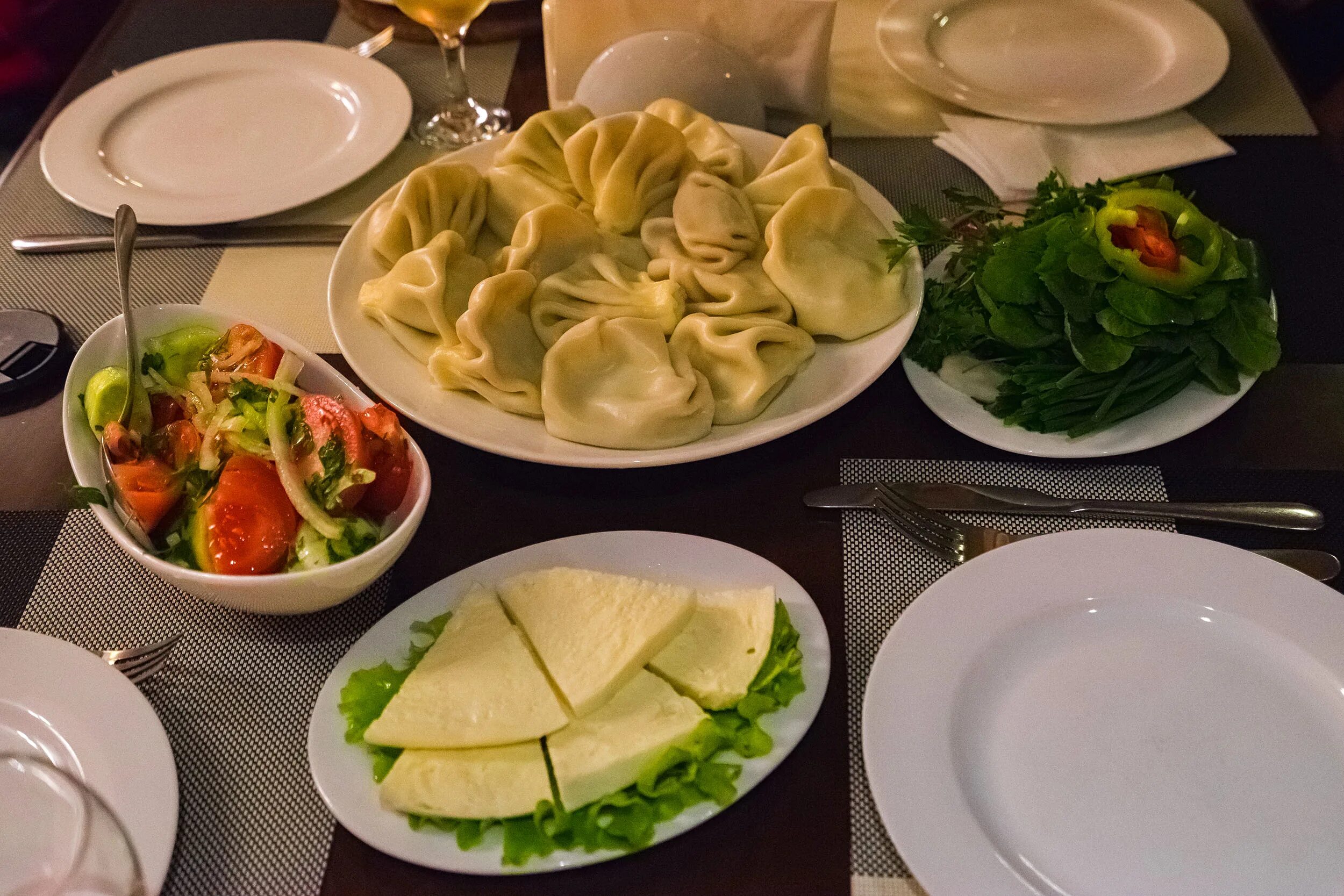 Батуми мегаполис ресторан. Orangery restaurant батуми. Кафе донна батуми. Бар 48 батуми. Сансет летний ресторан смолино парк.