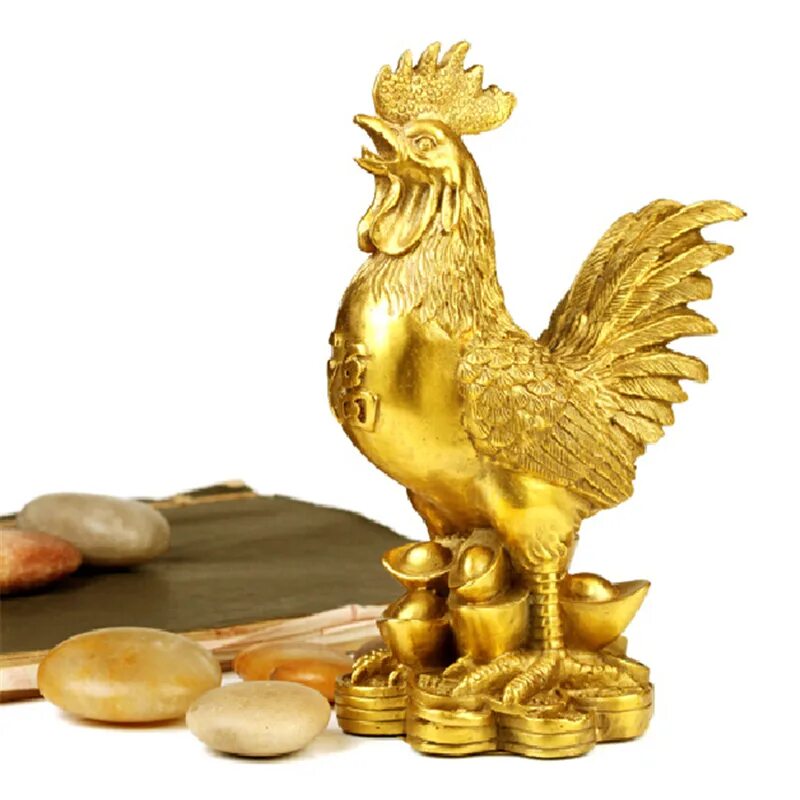 Gold cock. Золотой петушок статуэтка. Петух фэн шуй. Золотая фигурка. Петушок фен шуй.