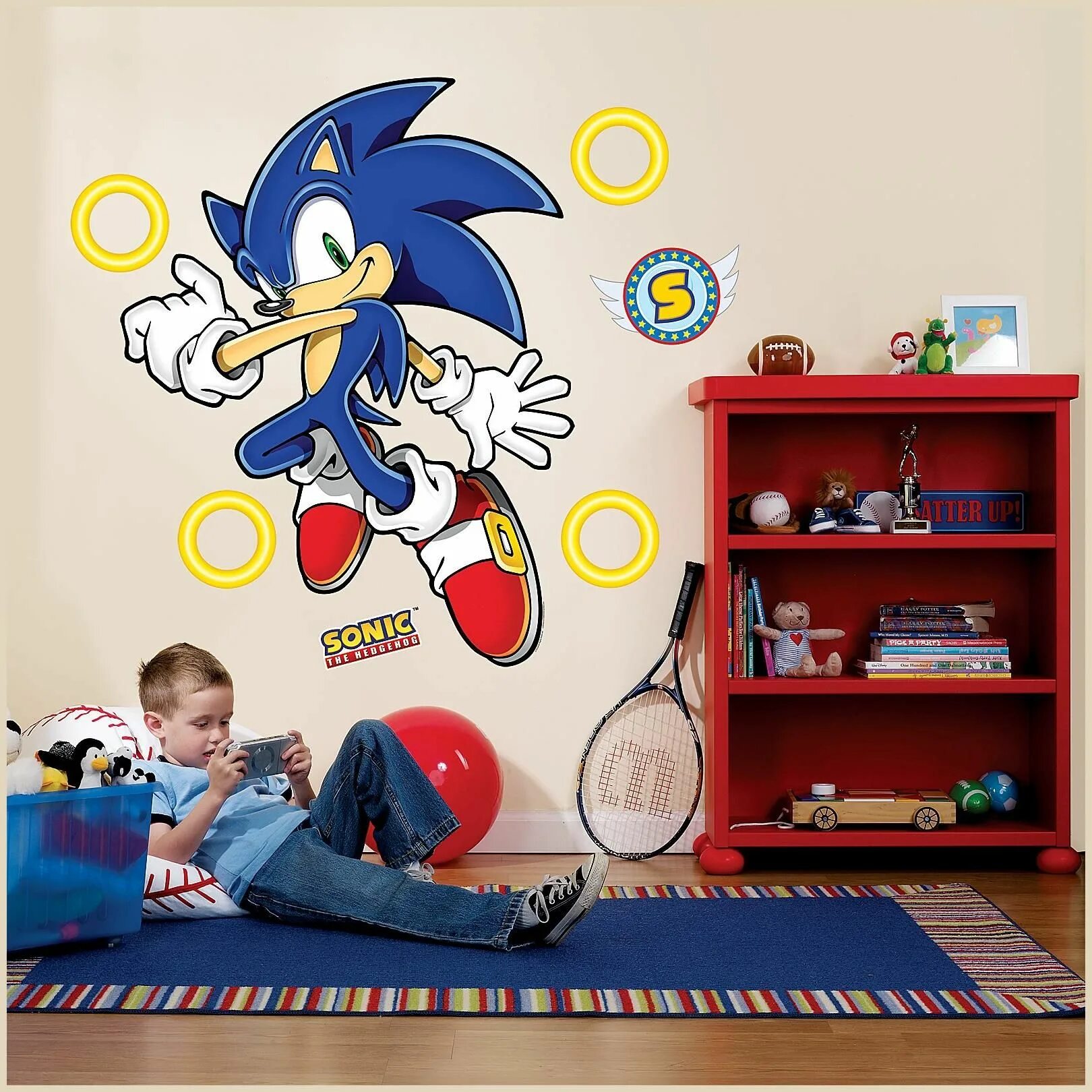 Сонник другая квартира. Sonic the Hedgehog комната Sonic. Комната Соник для мальчика. Декор в комнату с Соником. Комната с Соником.