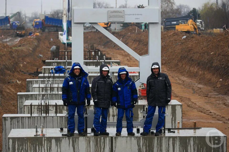 Строительный завод. Строительство завода в волжском. Волжский абразивный завод 004842. Новый завод в волжском. Волжский трубный завод, волжский.
