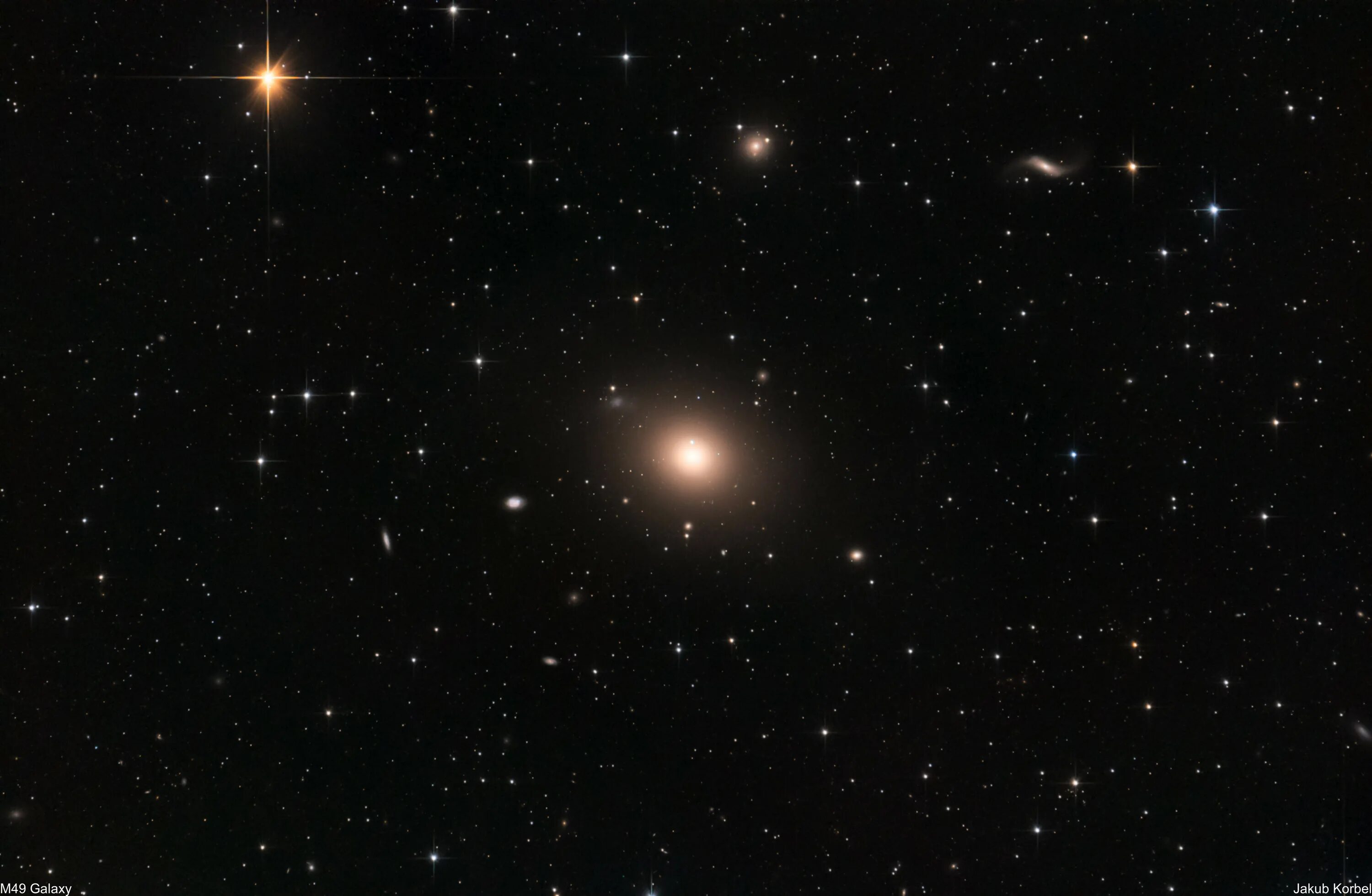 Галактика ngc 772. Сфероподобные галактики. Эллиптическая галактика м87. Галактика ngc 474. Гигантская эллиптическая галактика ngc 1316.