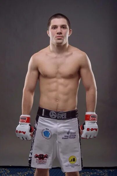 Сантьяго Понзиниббио (Santiago Ponzinibbio): биография и лучшие бои аргентинца в
