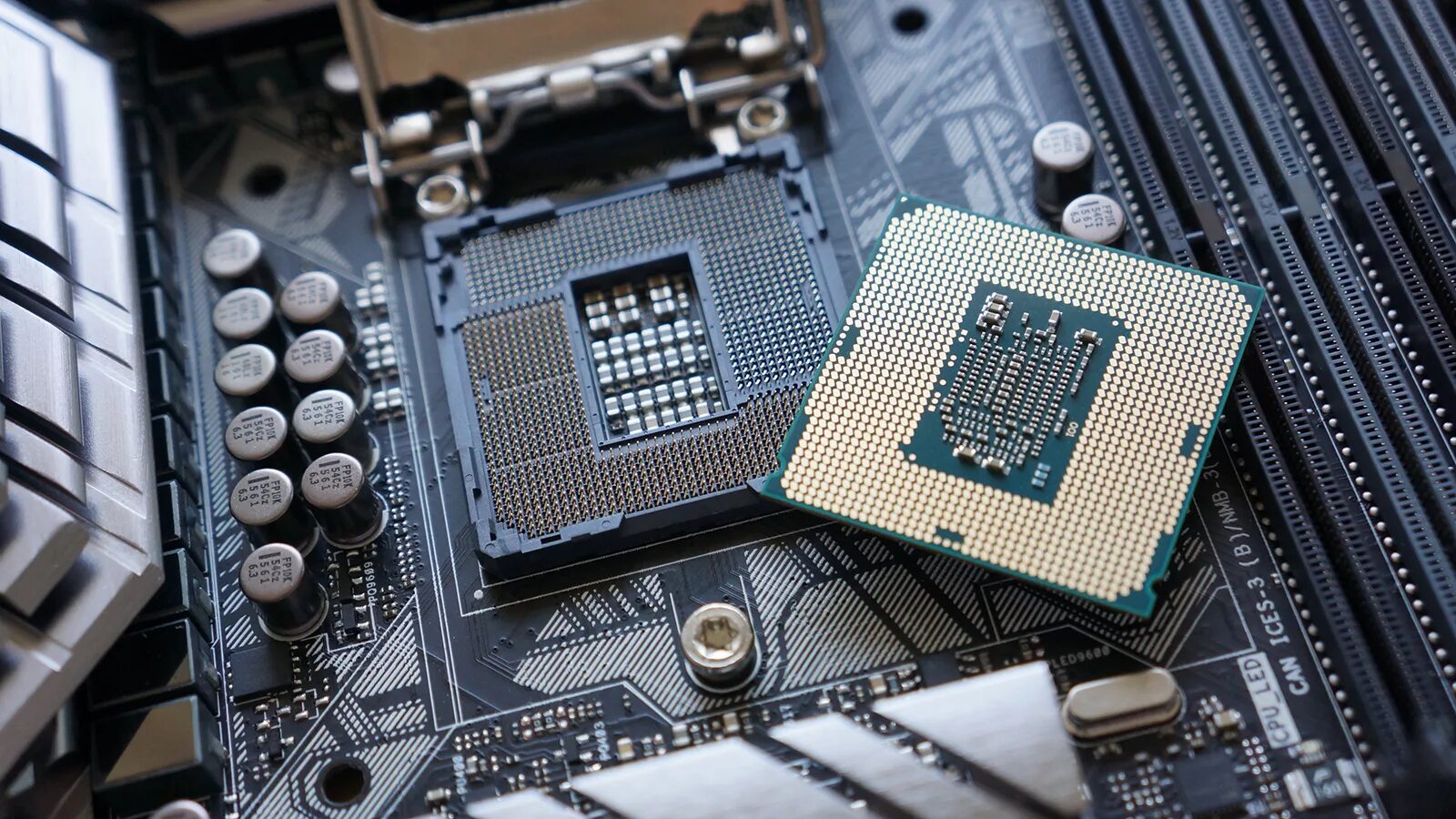 Сокет LGA 1151-v2. Fcbga1090 сокет. Lga1151 v2 процессоры. Сокет Intel LGA 1151v2. Какой нужен сокет для