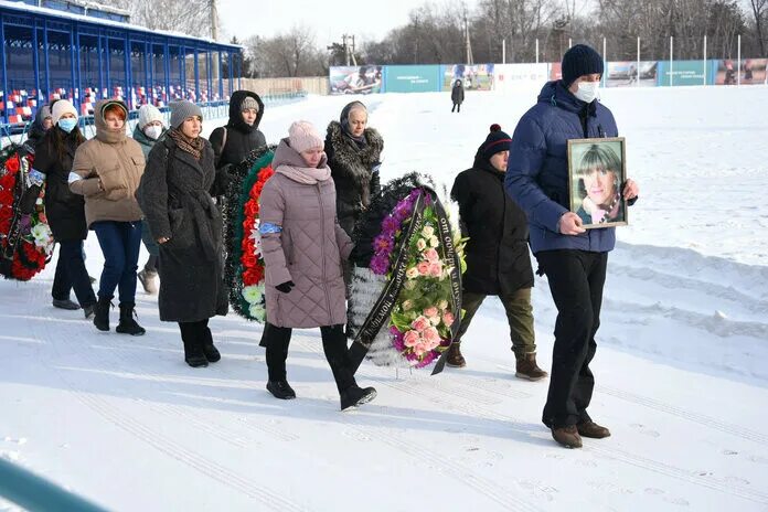 Прощание с ольгой. Зейские огни Свободный Амурская. Церковь в Свободном Амурской.