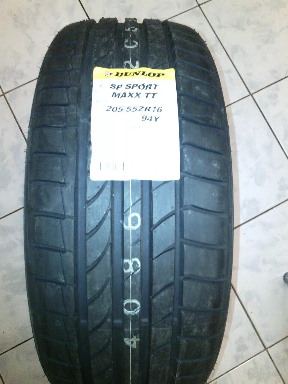 Резина данлоп лето. Данлоп 205 55 16 лето. Dunlop SP Sport Maxx 94y. Dunlop SP Sport Maxx 205/55 zr16. Dunlop SP Sport Maxx drive2.