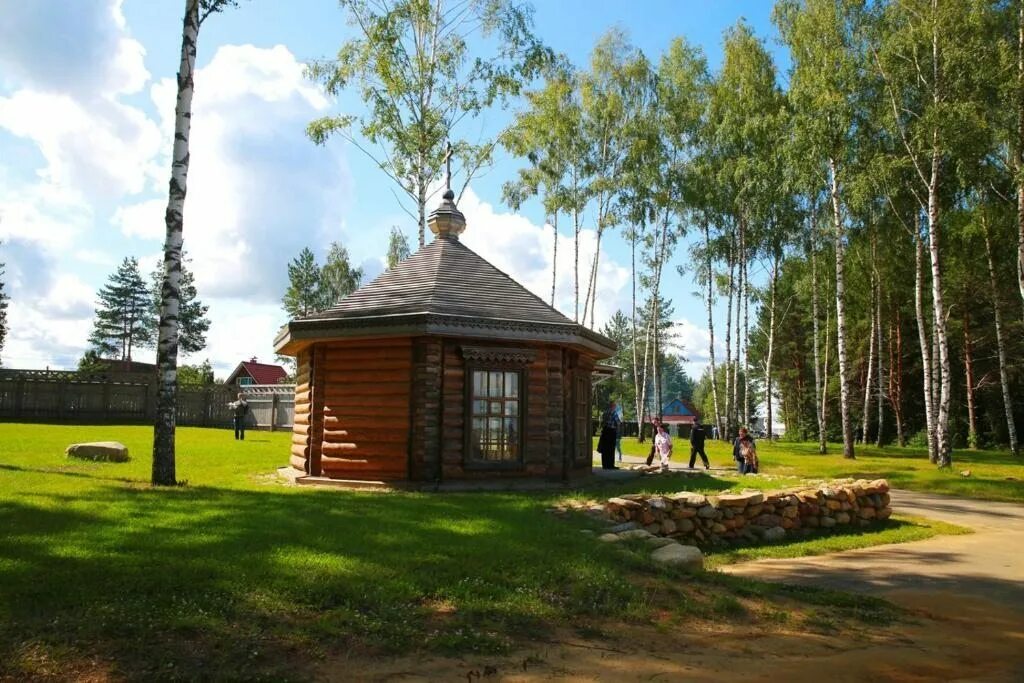 Ясенево коприно. Парк отель Коприно. Бухта Коприно. Рыбинск база Коприно. Пляж Коприно Рыбинск.