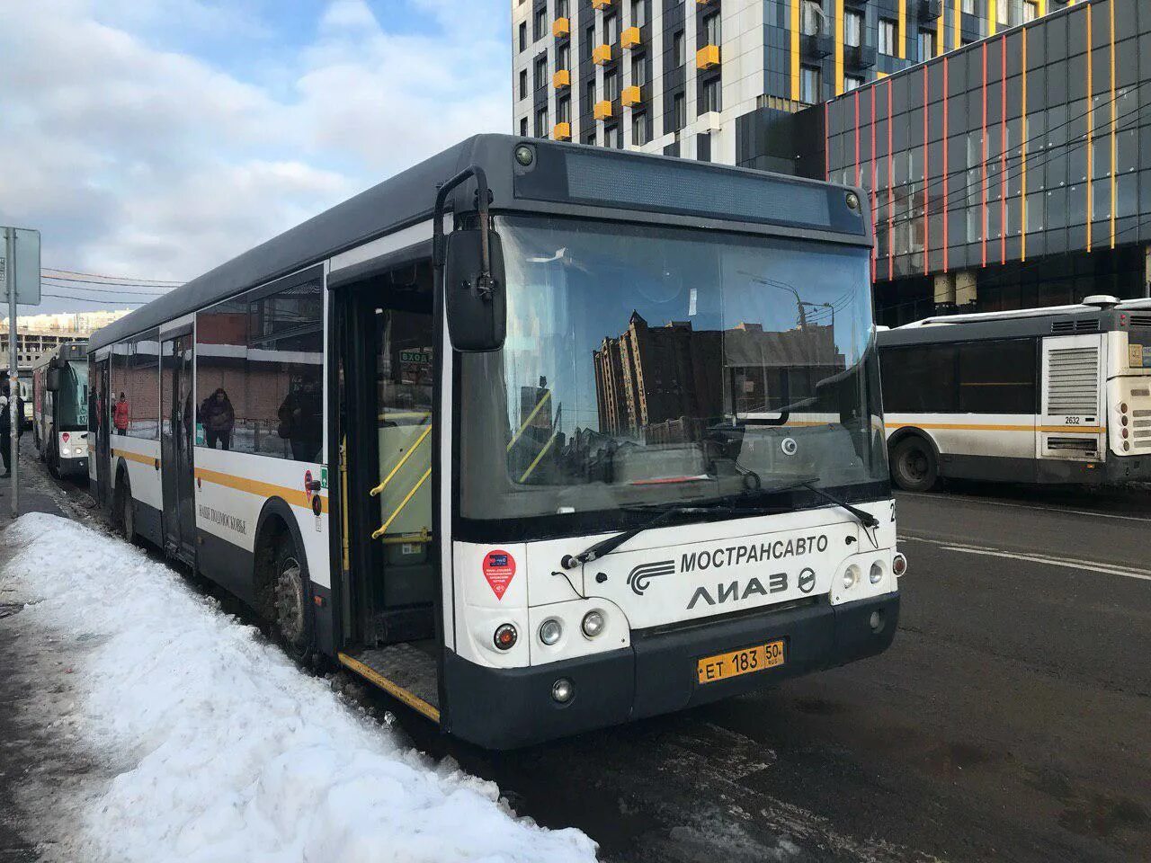 Мострансавто водитель автобуса. Автобусный парк Мострансавто. Мострансавто Дубна. Автобус Мострансавто 2010. Автобусы Подмосковья Мострансавто.