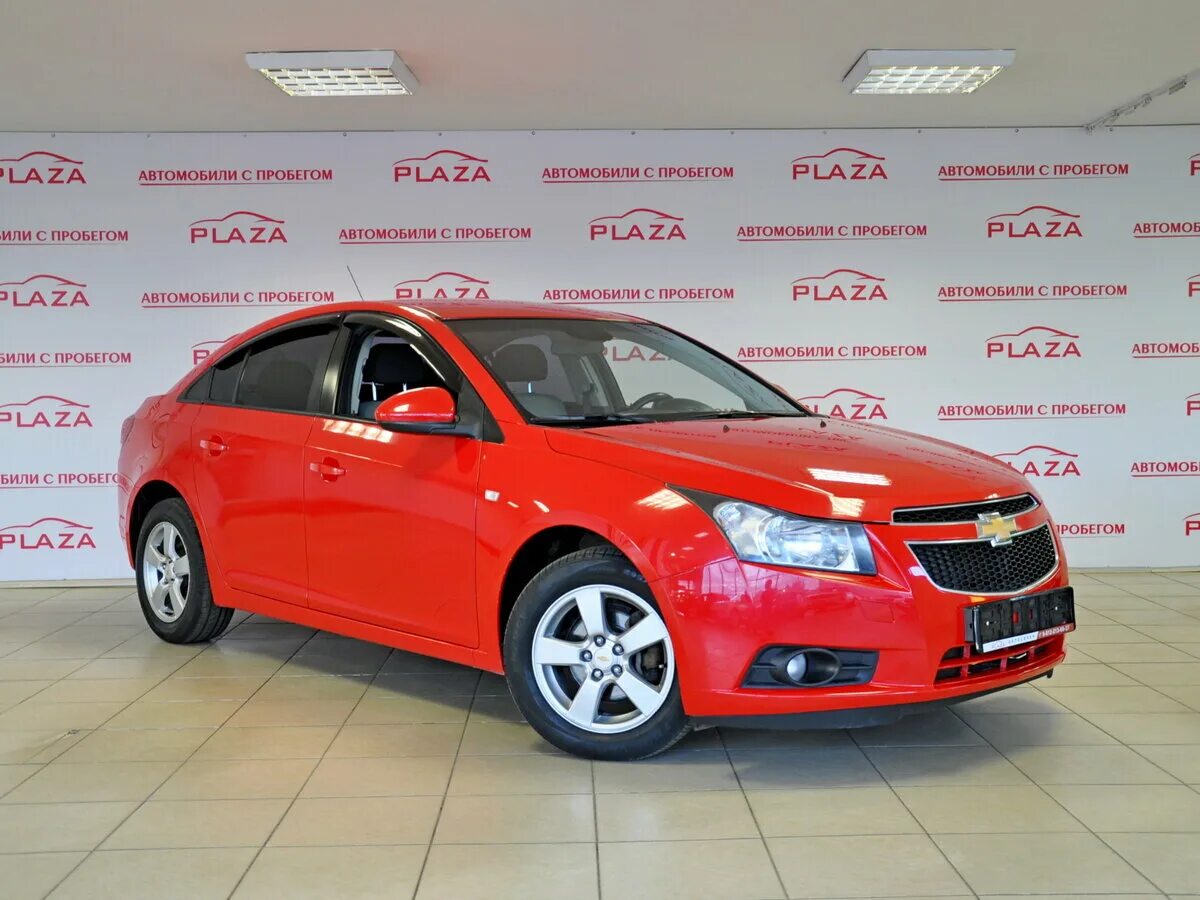 Авито ру спб с пробегам. Шевроле Круз 2012 красный. Chevrolet Cruze, 2012 на авто ру красный. Шевроле Круз 2013 красный. Шевроле Круз красный СПБ.