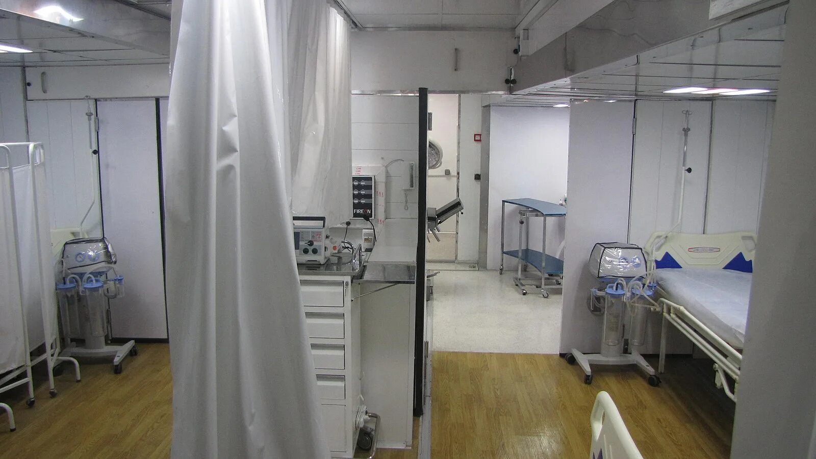 Передвижные больницы. Передвижной медицинский комплекс фельдшерско-акушерский пункт. Передвижной госпиталь. Мобильный госпиталь мчс. Мобильный фап на базе камаз.