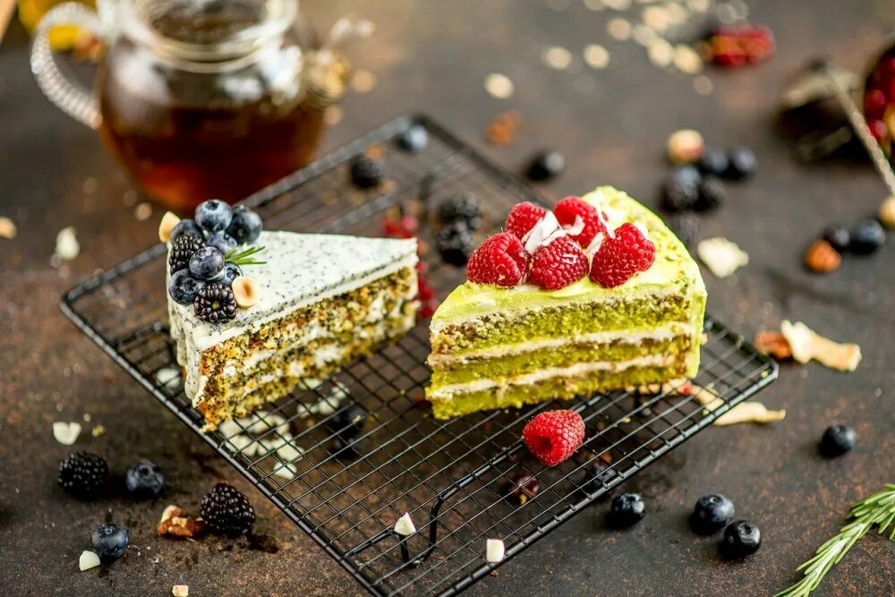 Небольшой кондитерский цех. Продукция кондитерского цеха. Бкк казань. Кондитерский цех. Кондитерский цех.