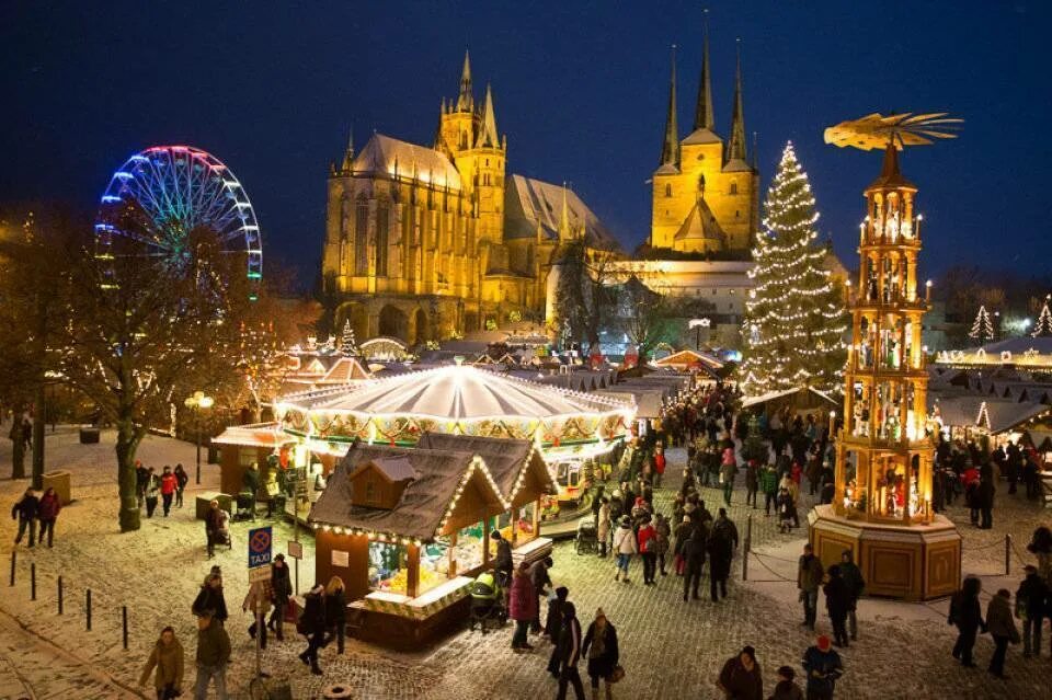 Как празднуют новый год в германии. Weihnachtsmarkt в Германии. Рождественская ярмарка - Weihnachtsmarkt. Вайнахтен в Германии Рождество. Weihnachten Рождество в Германии.