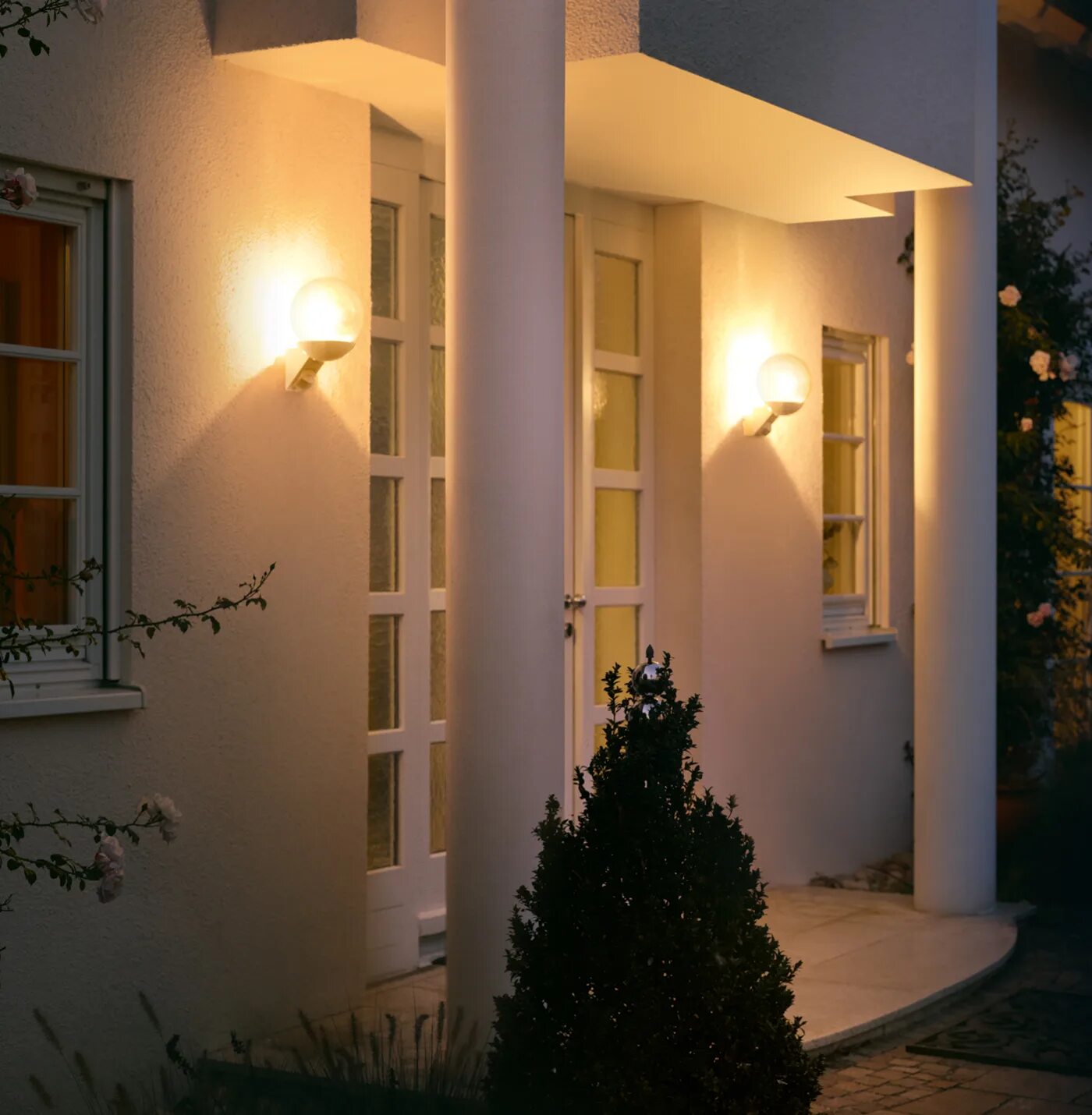 Уличный фонарь eglo 30206. Уличный фонарь solar 5677. Светильники для освещения дома. Уличные светильники электростандарт techno. Уличные светильники с датчиком движения steinel.