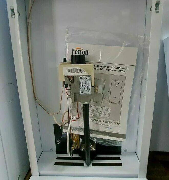 Ferroli torino 12. Напольный газовый котел ferroli torino 20. Ferroli torino 25. Ferroli torino 25, 25 квт, одноконтурный. Котел напольный ferroli torino 12,5.
