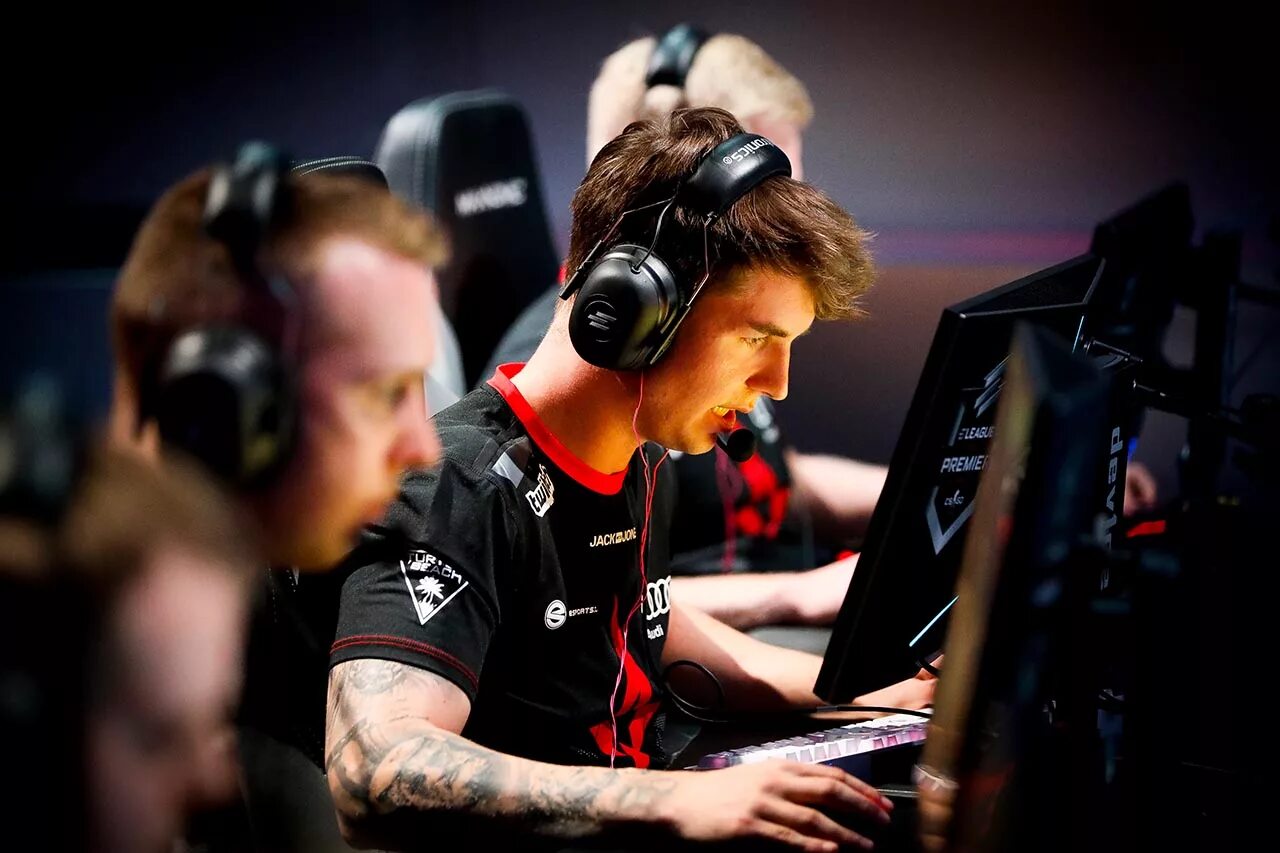 Dev 01. Dev1ce cs go. dev1ce astralis. xyp9x кс го. dev1ce astralis 2025.