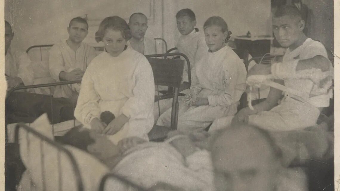 Госпиталь 1942. Омский госпиталь 1942. эвакуационный госпиталь 1515. томск госпиталь в годы вов.