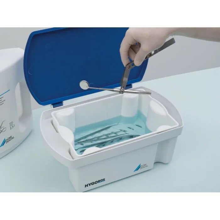 Дезинфекция в дистиллированной воде. Id 212 durr dental. hygobox контейнер для стерилизации. стерилизация инструментов. дезинфекция инструментов.