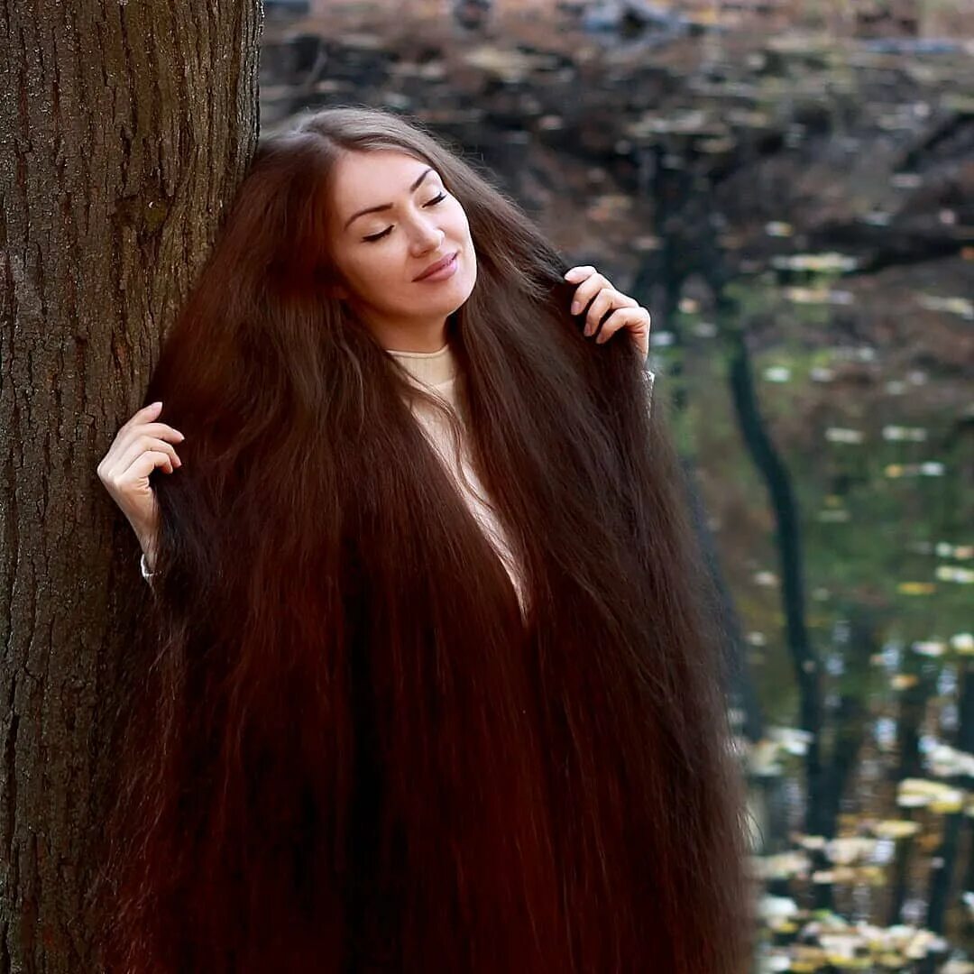 Красивый девочка длинный. Длинные волосы. Красивые длинные густые волосы. Длинные каштановые волосы. Женщина с длинными волосами.