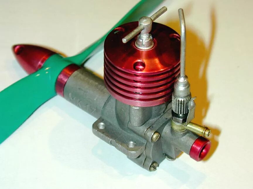 авиамодельный двигатель мк-12в. мотора мк. микродвигатель мк - 17 калильное. авиамодельный компрессионный мотор мк-17. авиамодельный двигатель мк-12в.