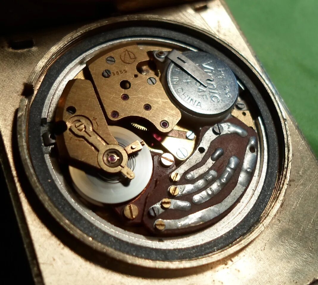 часы слава кварц 3055. 3045 кварц луч. часы слава кварц механизм 3050. часы луч 3055 кварц электронно механические. калибр 3055 луч.