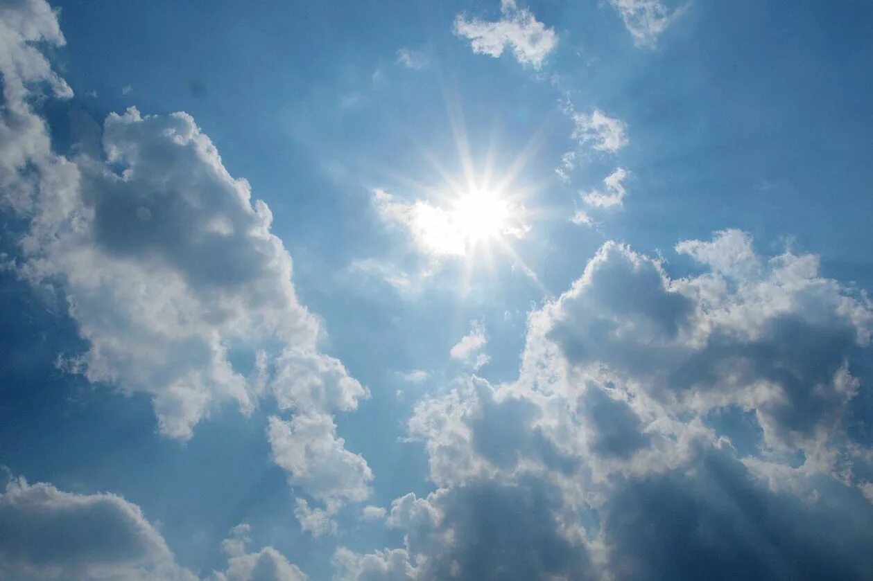Sun us. Небо. Солнечное небо. Небо солнце. Небо солнце облака.
