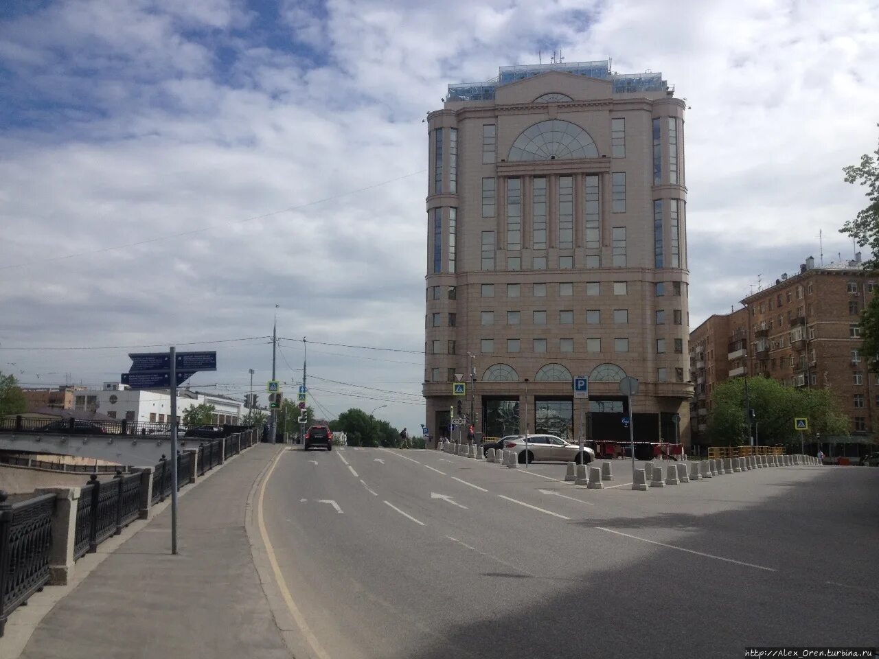 Набережная овчинниковская д. Овчинниковская наб. Бизнес центр central city tower москва. Овчинниковская наб. , 20/1.